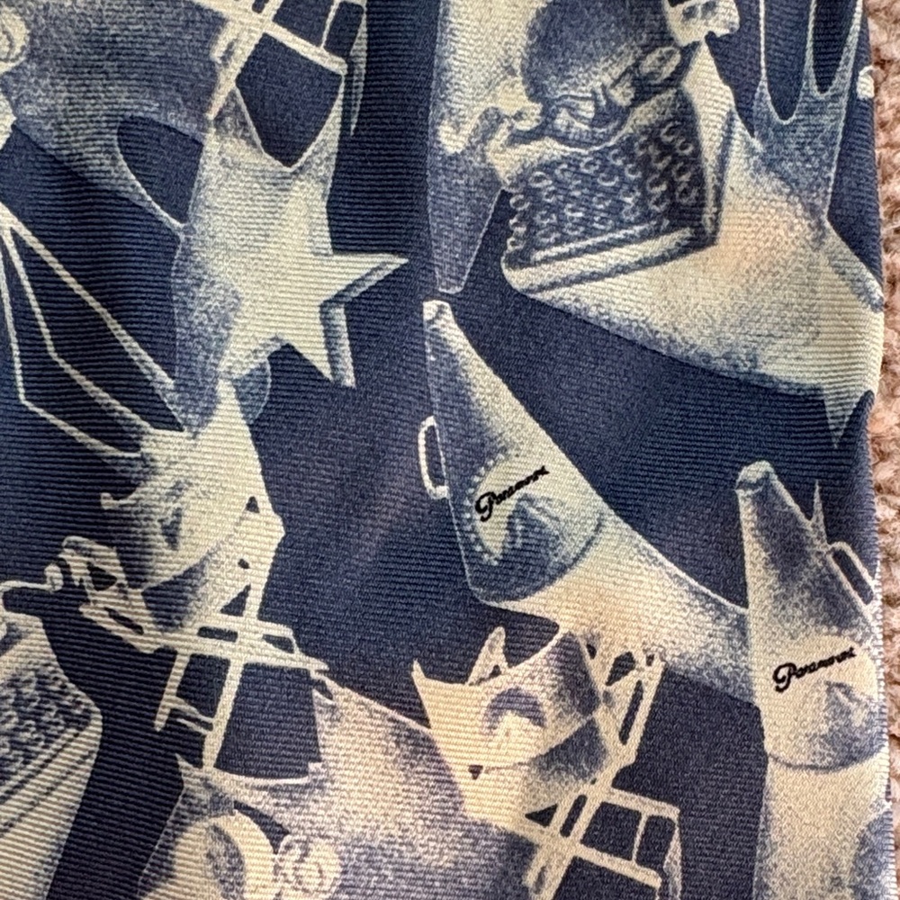 Paramount Pictures Silk Elegant Patterned Navy and Beige Tie Made in Italy - Picture 3 of 7